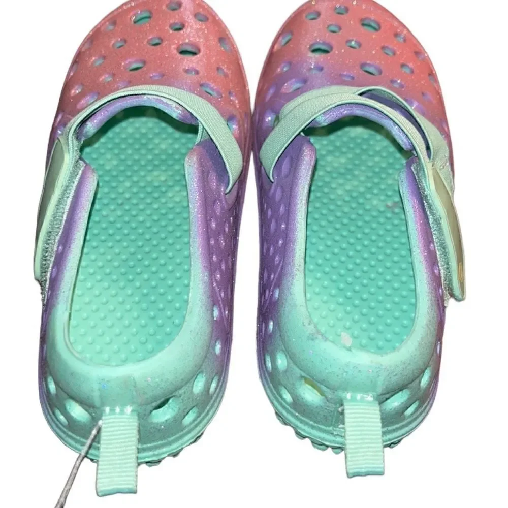 Western Chief Water Pink & Green Shoes(Size 2)